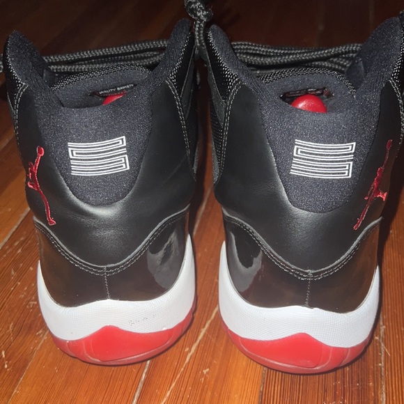 Men’s Jordan Retro 11 “Bred” - Picture 5 of 5